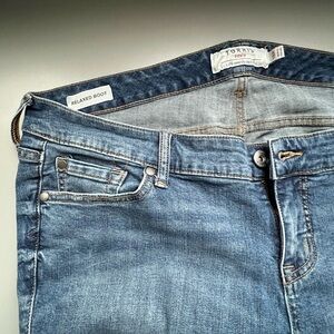 Torrid Jeans Womens size 18 Relaxed Boot Stretch Mid Rise Faded Blue